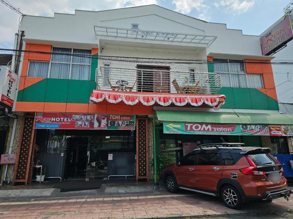 Rene Hotel Jogyakarta Zewnętrze zdjęcie