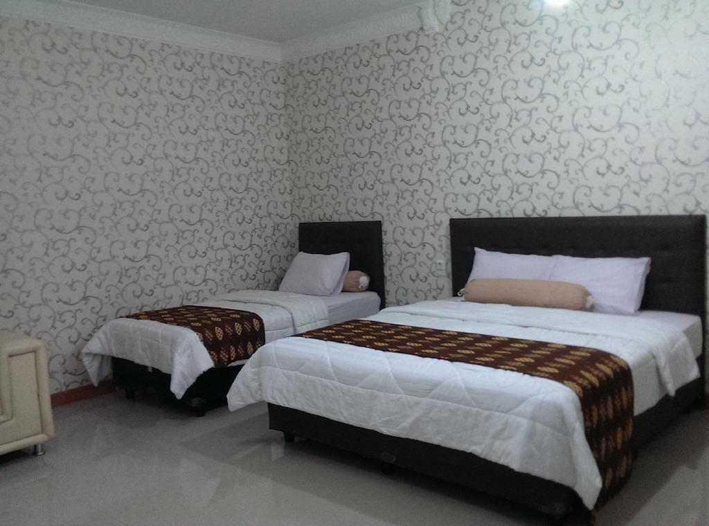 Rene Hotel Jogyakarta Zewnętrze zdjęcie